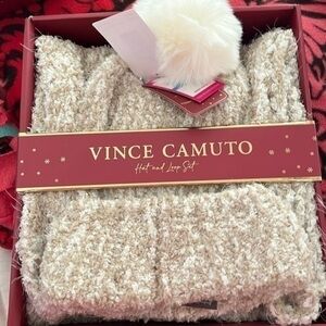 Vince Camuto Women’s Tan And Cream Hat And Loop Set One Size NWT